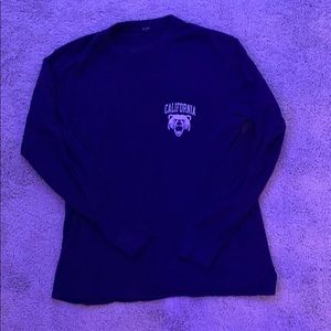 brandy melville- navy blue california pocket tee